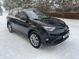 Toyota RAV4 2016 годаfor13 400 000 тг. в Петропавловск – фото 5