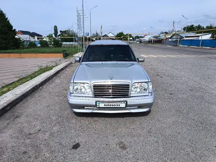 Mercedes-Benz E 260 1991 годаүшін3 200 000 тг. в Алматы – фото 20