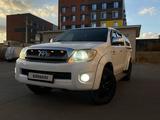Toyota Hilux 2011 года за 12 000 000 тг. в Актобе – фото 3