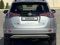 Toyota RAV4 2018 годаүшін11 400 000 тг. в Актау – фото 4