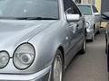 Mercedes-Benz E 320 1998 годаүшін3 300 000 тг. в Астана – фото 2