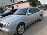 Mercedes-Benz E 320 2001 года за 4 600 000 тг. в Жанаозен