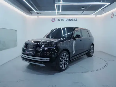 Land Rover Range Rover 2022 года за 119 000 000 тг. в Алматы – фото 3