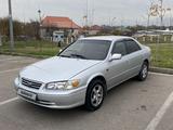 Toyota Camry 2001 годаfor3 700 000 тг. в Алматы – фото 2