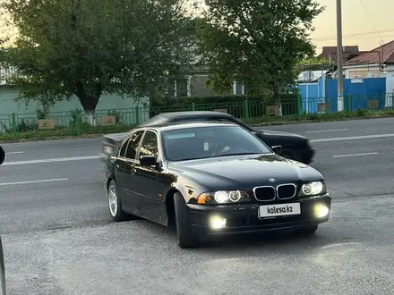 BMW 530 2001 года за 5 500 000 тг. в Шымкент – фото 11