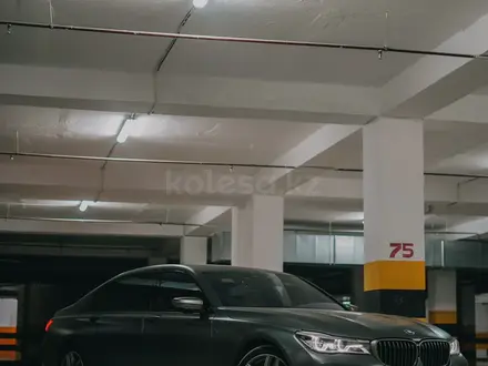 BMW M760 2019 года за 50 000 000 тг. в Актау – фото 2