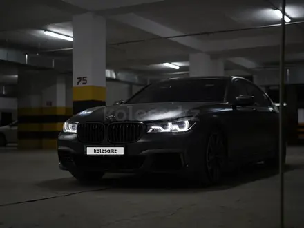 BMW M760 2019 года за 50 000 000 тг. в Актау – фото 5