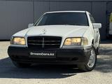 Mercedes-Benz C 180 1995 года за 1 800 000 тг. в Костанай – фото 3
