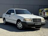 Mercedes-Benz C 180 1995 года за 1 800 000 тг. в Костанай – фото 4