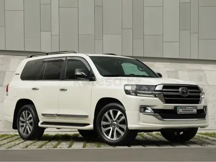 Toyota Land Cruiser 2018 года за 36 900 000 тг. в Алматы – фото 2