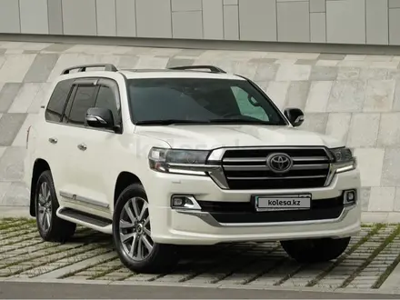 Toyota Land Cruiser 2018 года за 36 900 000 тг. в Алматы