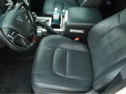 Toyota Land Cruiser 2018 года за 36 900 000 тг. в Алматы – фото 7