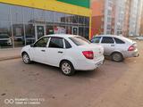 ВАЗ (Lada) Granta 2190 2017 года за 2 550 000 тг. в Уральск – фото 2