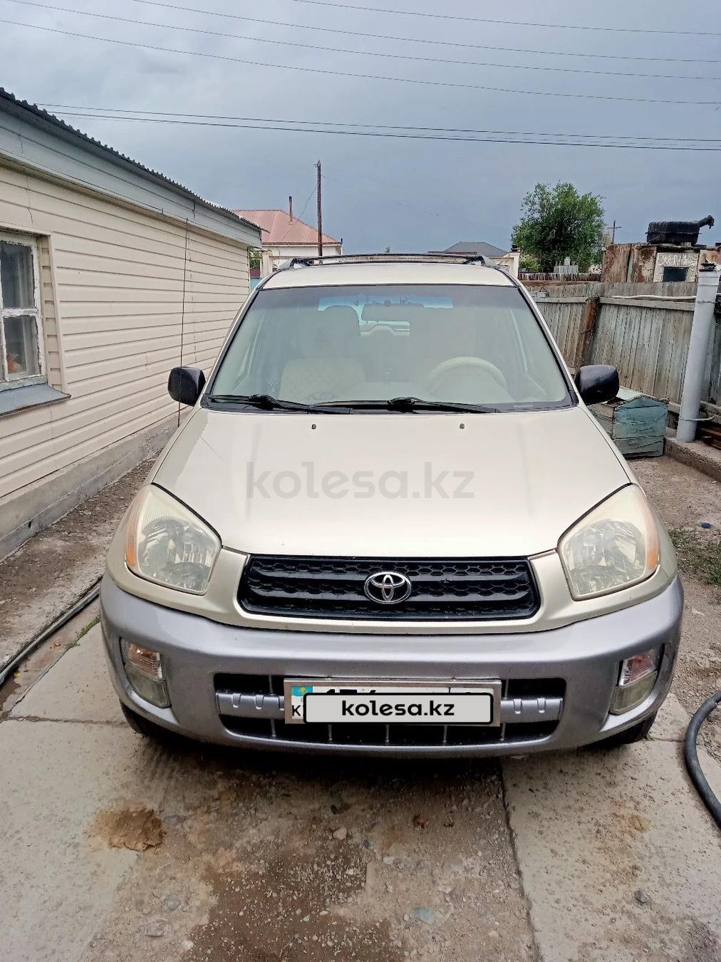 Toyota RAV4 2002 г.