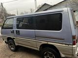 Mitsubishi Delica 1994 годаүшін1 400 000 тг. в Алматы