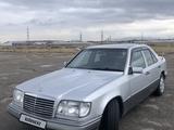 Mercedes-Benz E 220 1994 годаfor2 200 000 тг. в Тараз – фото 3