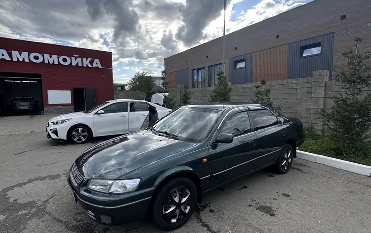 Toyota Camry 1997 года за 3 200 000 тг. в Усть-Каменогорск