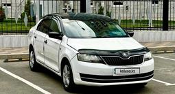 Skoda Rapid 2014 года за 4 300 000 тг. в Атырау