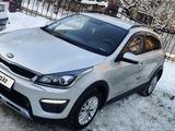 Kia Rio X-Line 2020 года за 8 050 000 тг. в Алматы – фото 2