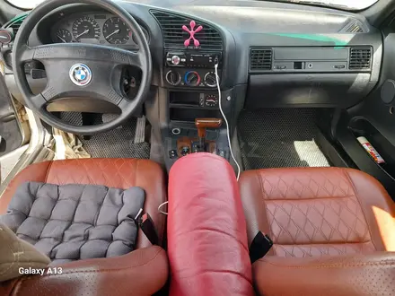 BMW 323 1993 года за 2 050 000 тг. в Атырау – фото 13