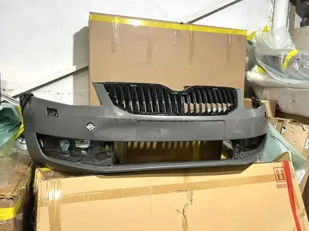 Бампер на Skoda Octavia за 100 000 тг. в Алматы
