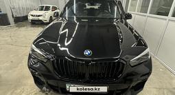 BMW X5 2022 года за 47 000 000 тг. в Астана – фото 4