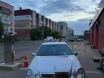 Mercedes-Benz E 320 2003 года за 3 900 000 тг. в Астана – фото 2