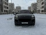 Porsche Cayenne 2016 года за 21 500 000 тг. в Астана