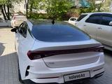 Kia K5 2022 года за 11 500 000 тг. в Актобе – фото 5