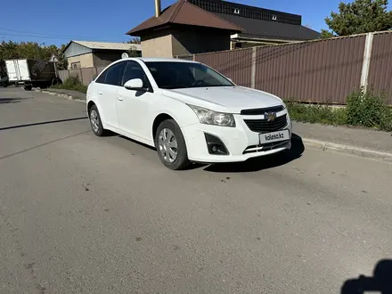 Chevrolet Cruze 2014 года за 4 100 000 тг. в Астана – фото 2