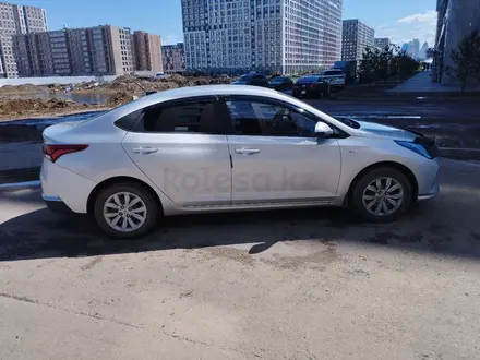 Hyundai Solaris 2021 года за 7 700 000 тг. в Астана – фото 6