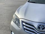 Toyota Camry 2010 годаүшін4 500 000 тг. в Жанаозен – фото 5