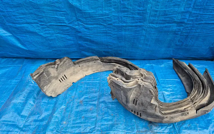 Подкрылки за 5 000 тг. в Петропавловск