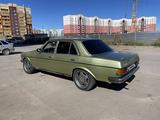 Mercedes-Benz E 250 1980 года за 750 000 тг. в Актобе – фото 2