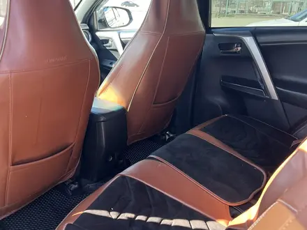 Toyota RAV4 2018 года за 12 000 000 тг. в Актау – фото 6