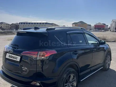 Toyota RAV4 2018 года за 12 000 000 тг. в Актау – фото 5