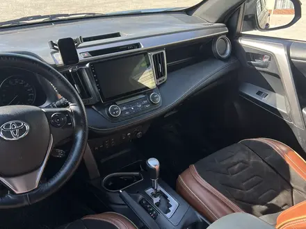 Toyota RAV4 2018 года за 12 000 000 тг. в Актау – фото 7