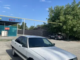 Audi 100