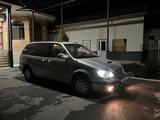 Kia Carnival 2004 года за 2 700 000 тг. в Шымкент – фото 3