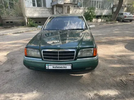 Mercedes-Benz C 280 1993 года за 1 450 000 тг. в Астана