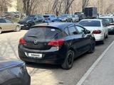 Opel Astra 2011 года за 4 000 000 тг. в Алматы