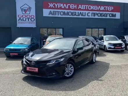 Toyota Camry 2019 года за 11 800 000 тг. в Усть-Каменогорск