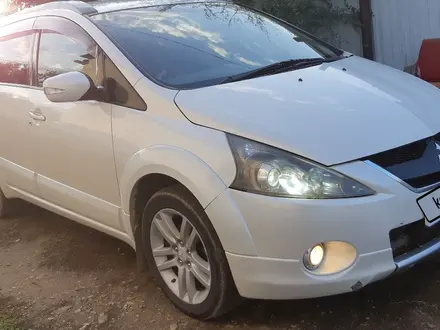 Mitsubishi Grandis 2006 года за 5 100 000 тг. в Актобе – фото 2