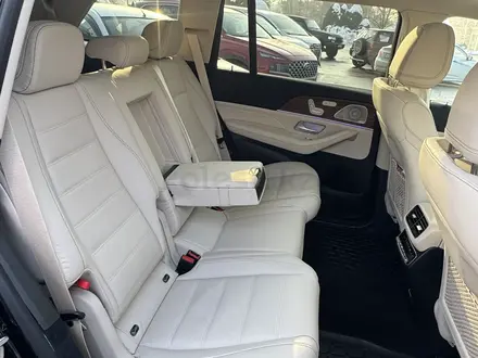Mercedes-Benz GLS 450 2024 года за 70 000 000 тг. в Алматы – фото 12