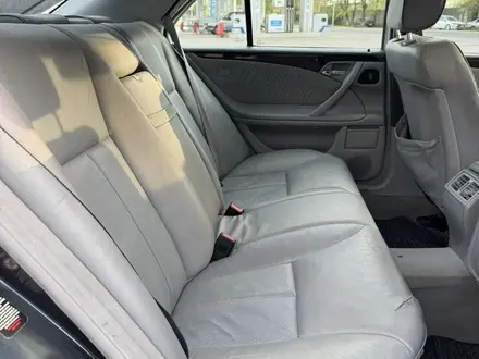 Mercedes-Benz E 280 2001 года за 3 300 000 тг. в Алматы – фото 12