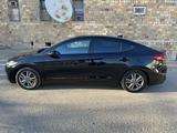 Hyundai Elantra 2017 года за 7 200 000 тг. в Байконыр – фото 2