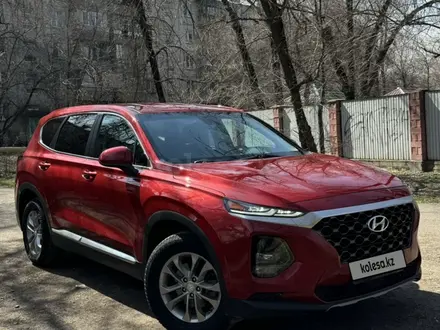 Hyundai Santa Fe 2019 года за 13 000 000 тг. в Алматы – фото 21