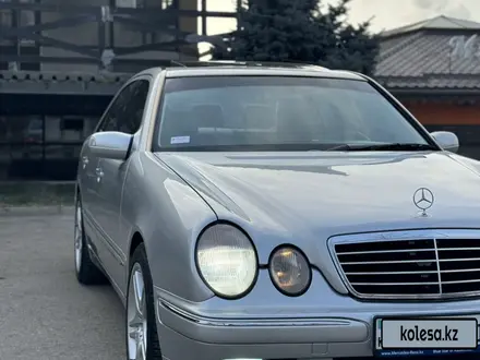 Mercedes-Benz E 280 2001 года за 5 300 000 тг. в Алматы – фото 4