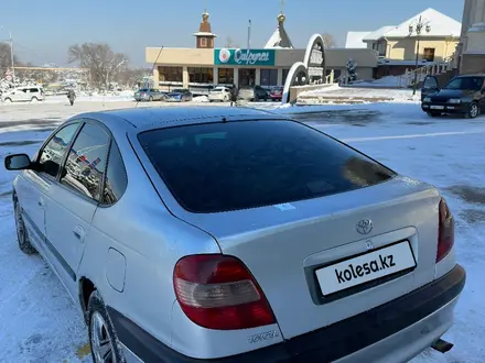 Toyota Avensis 2000 года за 3 100 000 тг. в Алматы – фото 2