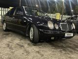 Mercedes-Benz E 280 1997 года за 2 300 000 тг. в Шымкент – фото 2